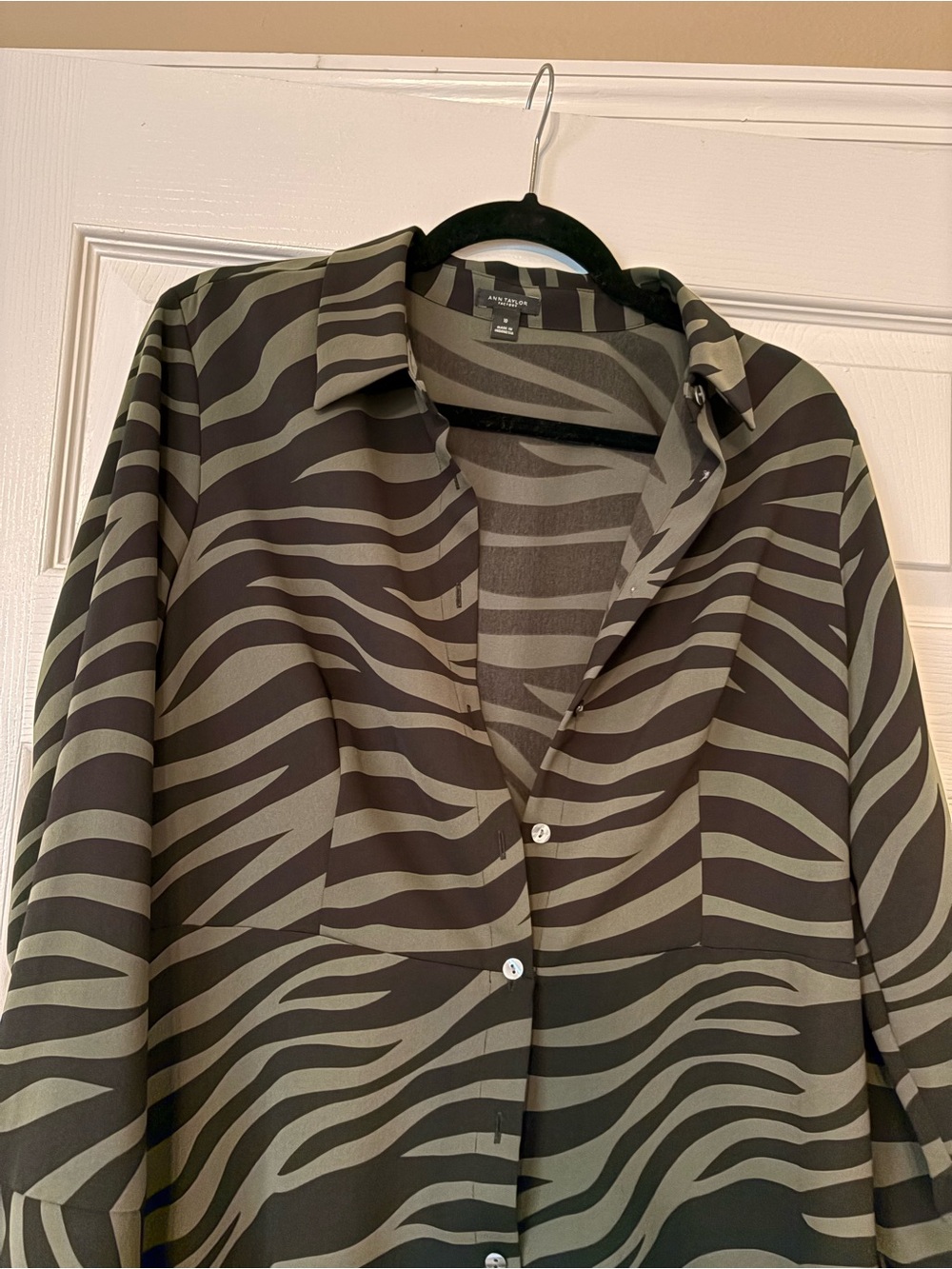 Ann Taylor Olive and Black Long Sleeve Zebra-Print Shirt Dress